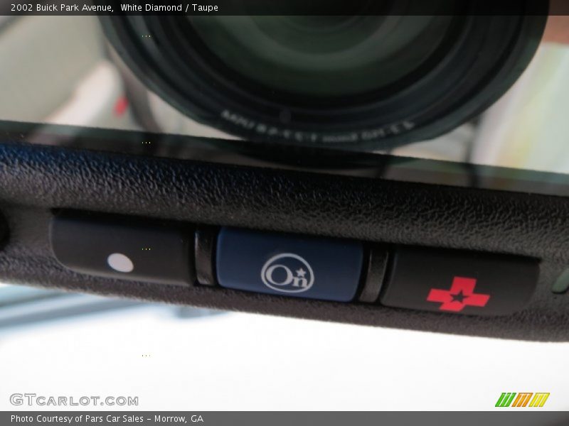 White Diamond / Taupe 2002 Buick Park Avenue