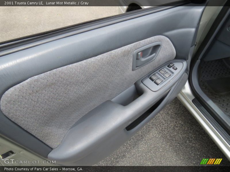 Lunar Mist Metallic / Gray 2001 Toyota Camry LE