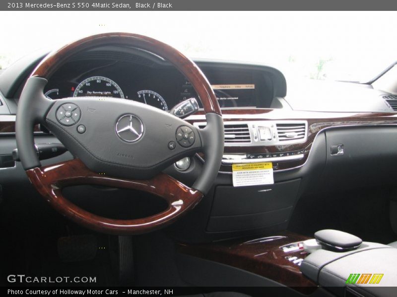 Dashboard of 2013 S 550 4Matic Sedan