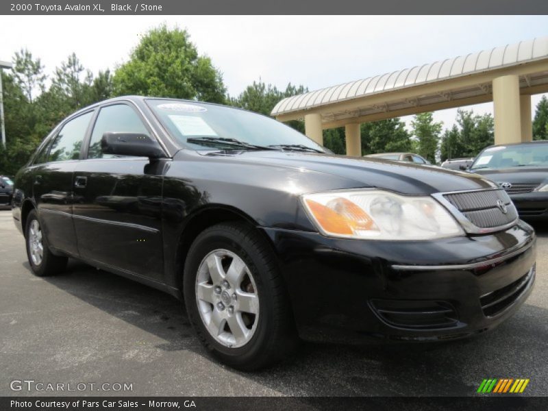 Black / Stone 2000 Toyota Avalon XL