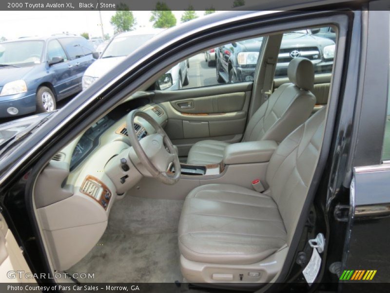 Black / Stone 2000 Toyota Avalon XL