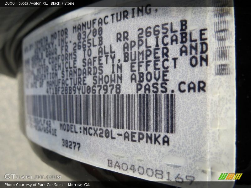 Black / Stone 2000 Toyota Avalon XL