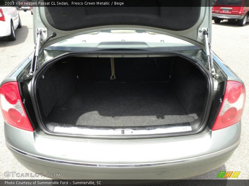 Fresco Green Metallic / Beige 2003 Volkswagen Passat GL Sedan