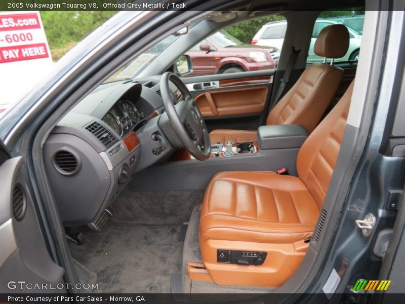 Offroad Grey Metallic / Teak 2005 Volkswagen Touareg V8