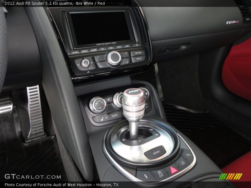  2012 R8 Spyder 5.2 FSI quattro 6 Speed R tronic Automatic Shifter