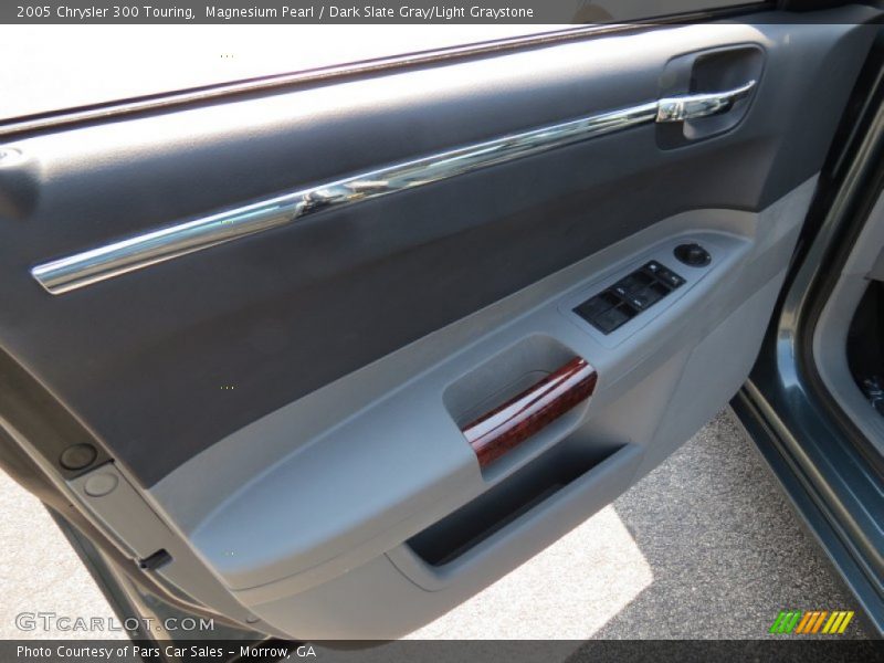 Magnesium Pearl / Dark Slate Gray/Light Graystone 2005 Chrysler 300 Touring