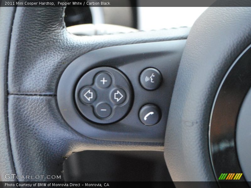 Pepper White / Carbon Black 2011 Mini Cooper Hardtop
