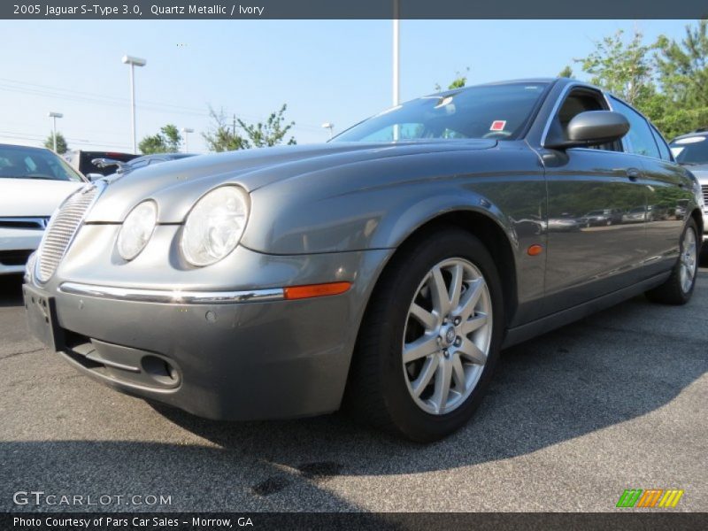 Quartz Metallic / Ivory 2005 Jaguar S-Type 3.0
