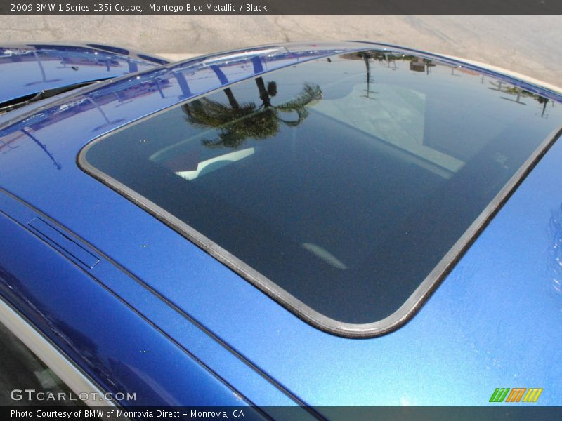 Sunroof of 2009 1 Series 135i Coupe