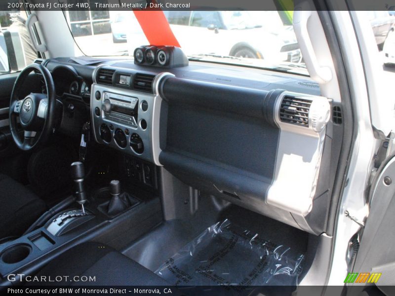 Titanium Metallic / Dark Charcoal 2007 Toyota FJ Cruiser 4WD