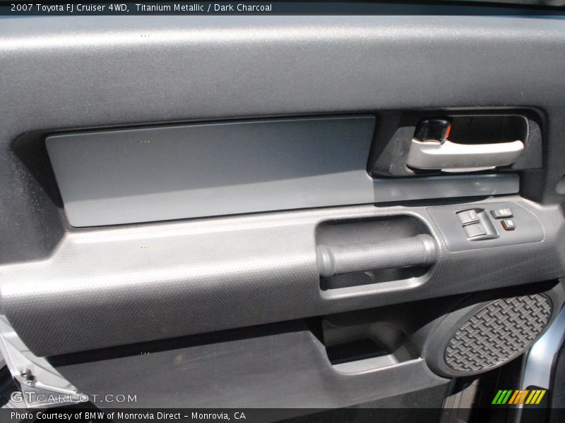 Titanium Metallic / Dark Charcoal 2007 Toyota FJ Cruiser 4WD