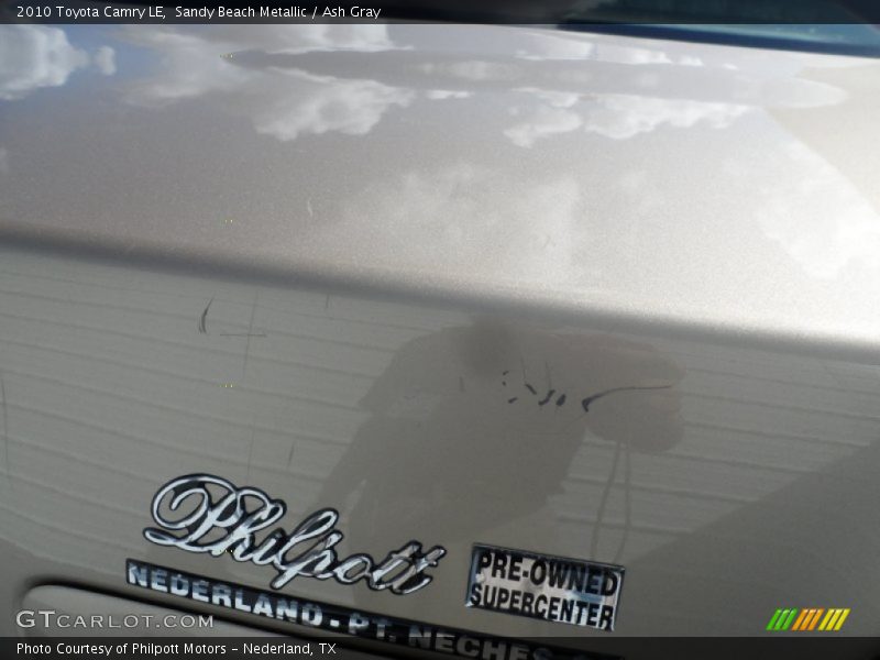 Sandy Beach Metallic / Ash Gray 2010 Toyota Camry LE