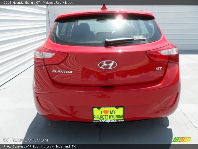 Volcanic Red / Black 2013 Hyundai Elantra GT