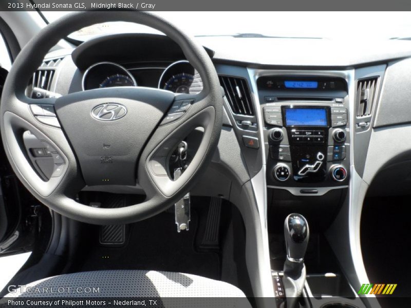 Midnight Black / Gray 2013 Hyundai Sonata GLS