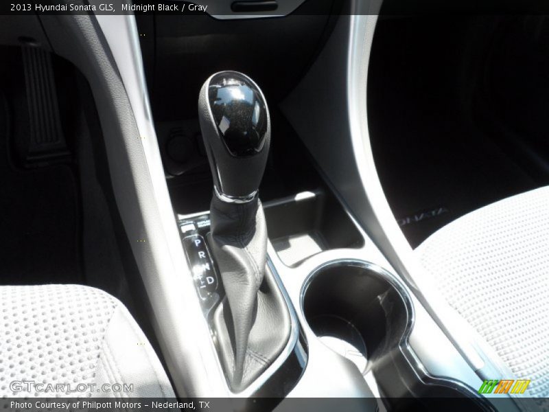 Midnight Black / Gray 2013 Hyundai Sonata GLS