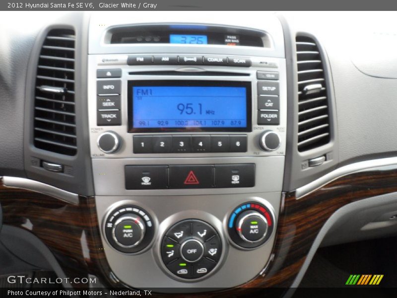 Glacier White / Gray 2012 Hyundai Santa Fe SE V6