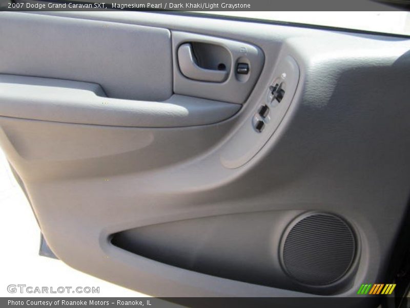 Magnesium Pearl / Dark Khaki/Light Graystone 2007 Dodge Grand Caravan SXT