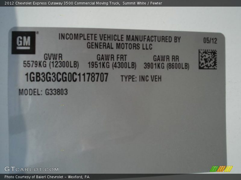 Summit White / Pewter 2012 Chevrolet Express Cutaway 3500 Commercial Moving Truck