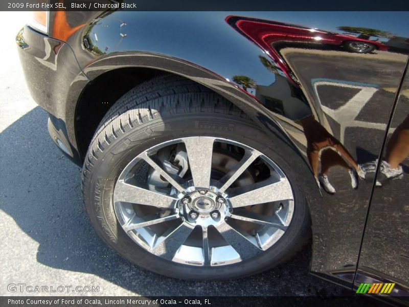Black / Charcoal Black 2009 Ford Flex SEL