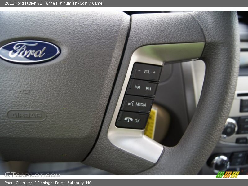 White Platinum Tri-Coat / Camel 2012 Ford Fusion SE