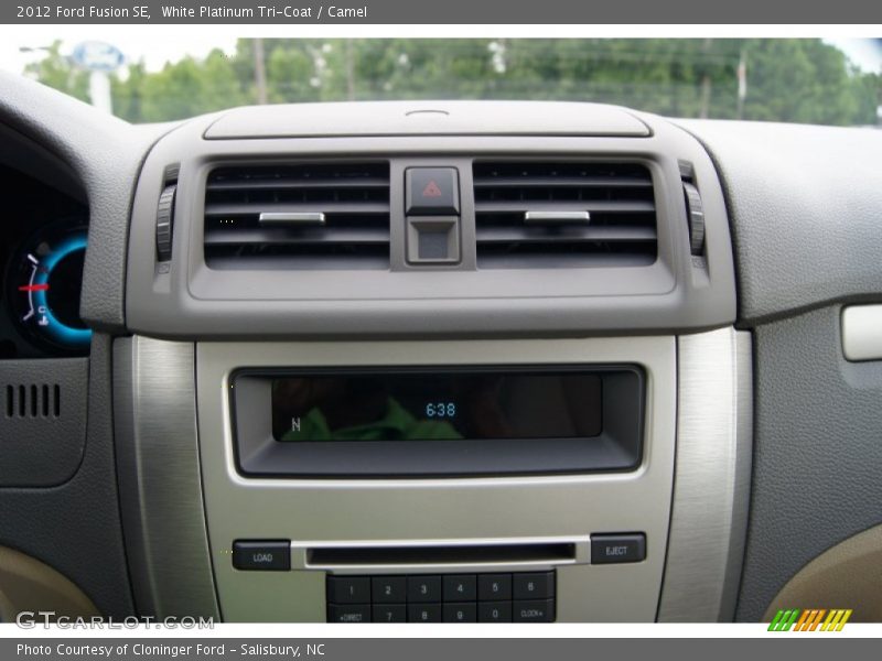White Platinum Tri-Coat / Camel 2012 Ford Fusion SE