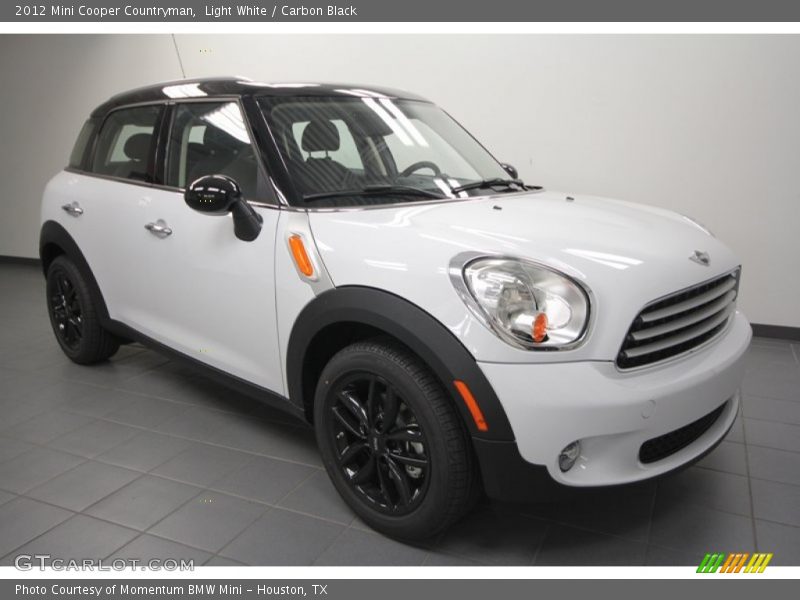 Light White / Carbon Black 2012 Mini Cooper Countryman