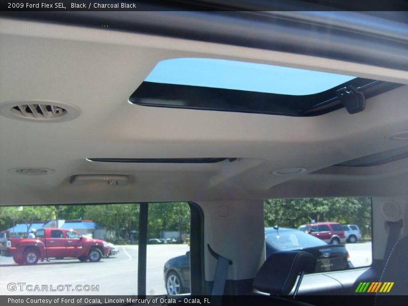 Black / Charcoal Black 2009 Ford Flex SEL