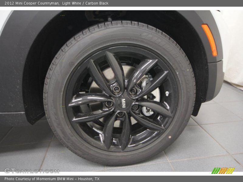 Light White / Carbon Black 2012 Mini Cooper Countryman