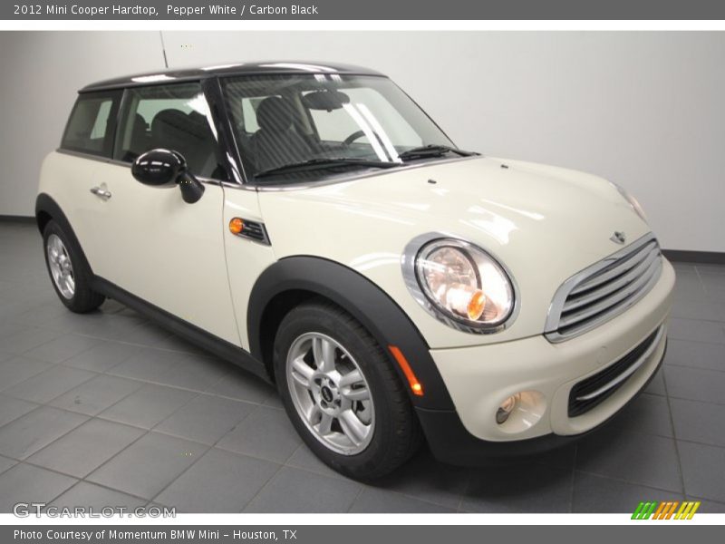 Pepper White / Carbon Black 2012 Mini Cooper Hardtop