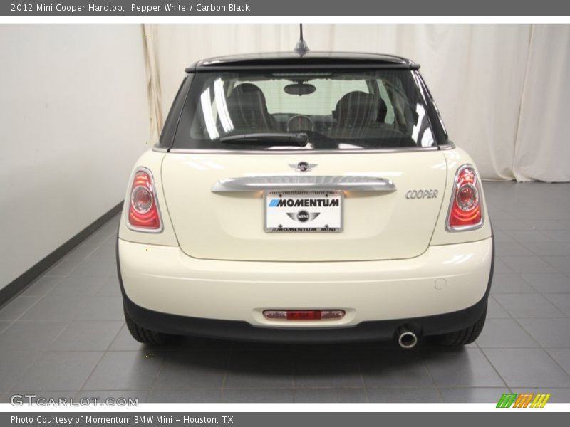 Pepper White / Carbon Black 2012 Mini Cooper Hardtop