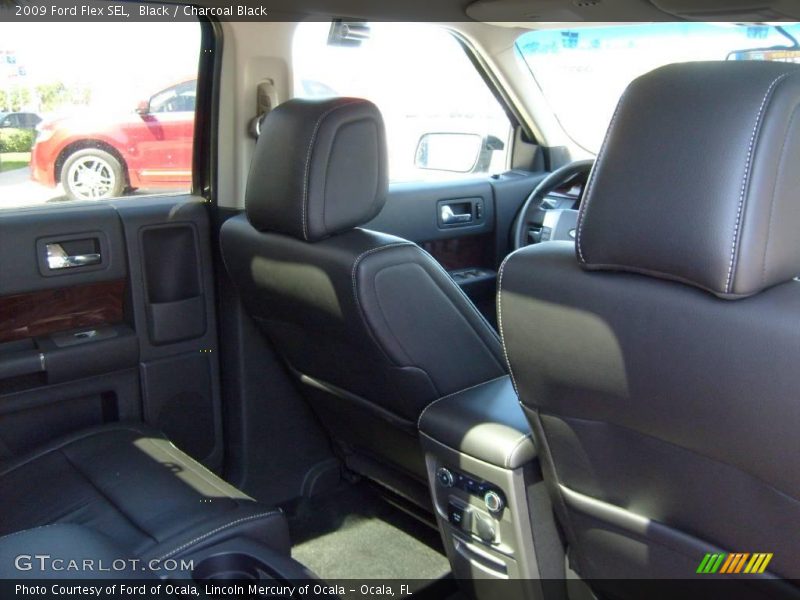 Black / Charcoal Black 2009 Ford Flex SEL