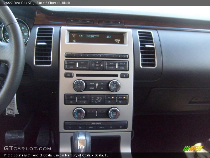 Black / Charcoal Black 2009 Ford Flex SEL