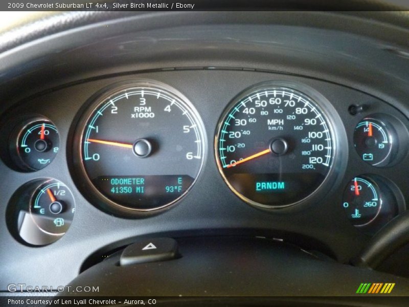 Silver Birch Metallic / Ebony 2009 Chevrolet Suburban LT 4x4