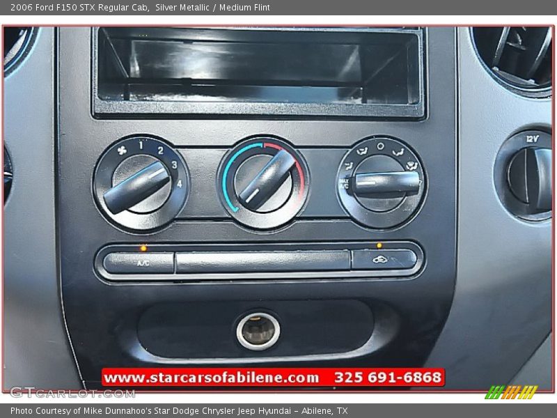 Silver Metallic / Medium Flint 2006 Ford F150 STX Regular Cab