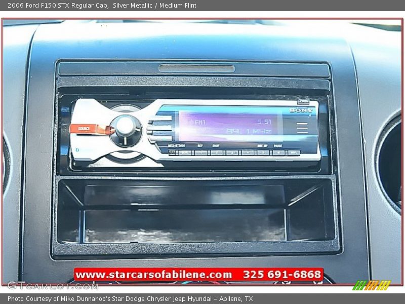 Silver Metallic / Medium Flint 2006 Ford F150 STX Regular Cab