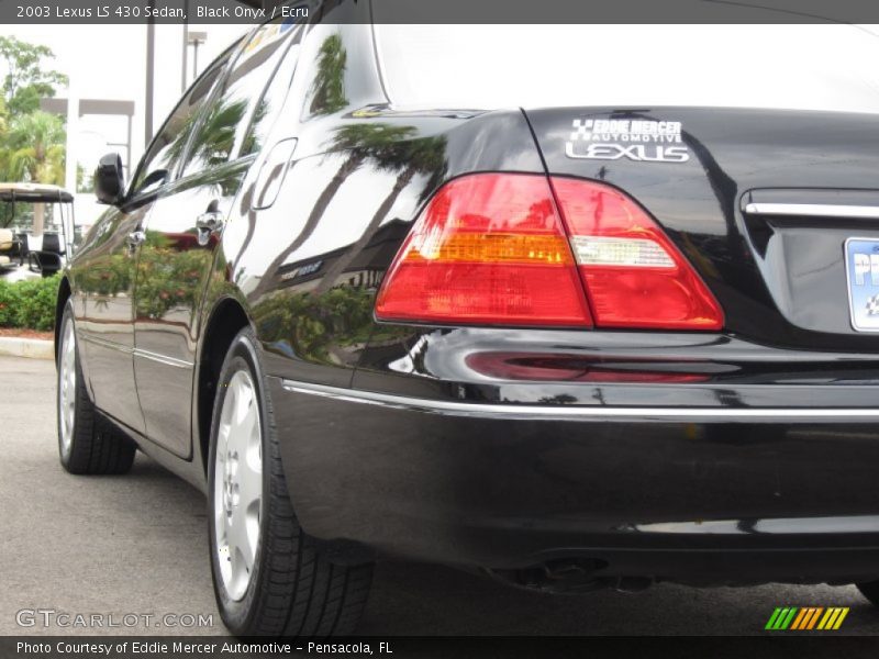 Black Onyx / Ecru 2003 Lexus LS 430 Sedan