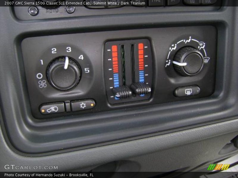 Summit White / Dark Titanium 2007 GMC Sierra 1500 Classic SLE Extended Cab