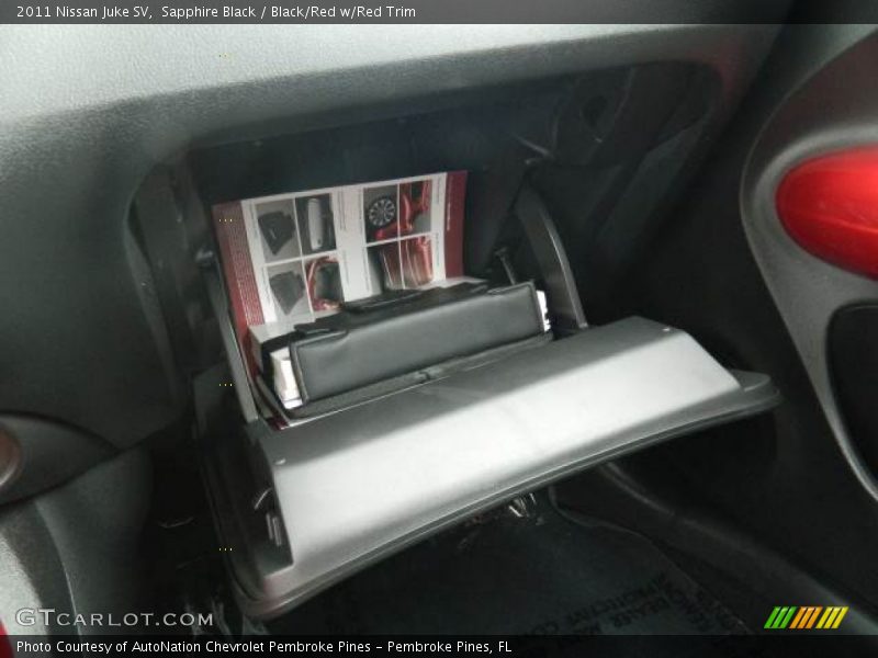 Sapphire Black / Black/Red w/Red Trim 2011 Nissan Juke SV