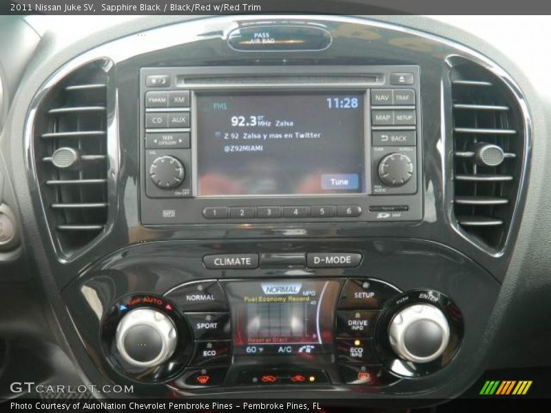 Sapphire Black / Black/Red w/Red Trim 2011 Nissan Juke SV
