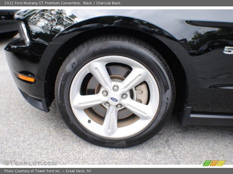  2012 Mustang GT Premium Convertible Wheel