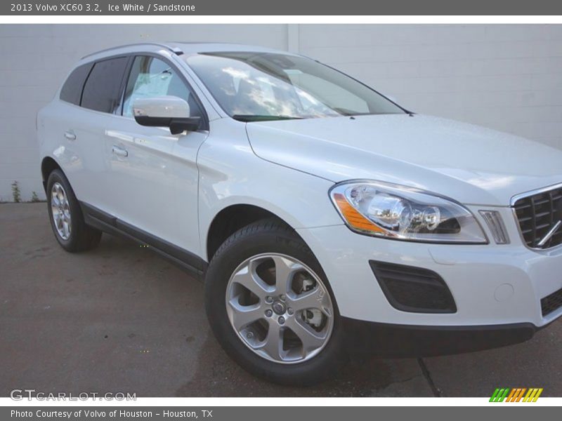 Ice White / Sandstone 2013 Volvo XC60 3.2