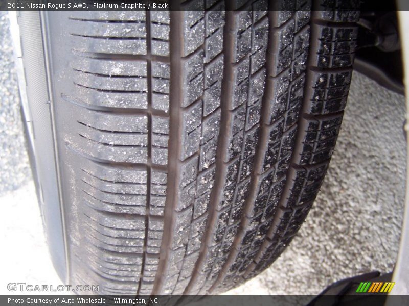 Platinum Graphite / Black 2011 Nissan Rogue S AWD