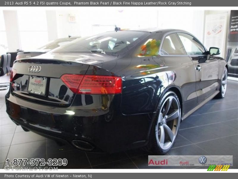 Phantom Black Pearl / Black Fine Nappa Leather/Rock Gray Stitching 2013 Audi RS 5 4.2 FSI quattro Coupe