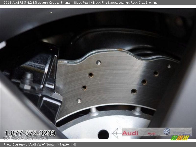 Phantom Black Pearl / Black Fine Nappa Leather/Rock Gray Stitching 2013 Audi RS 5 4.2 FSI quattro Coupe