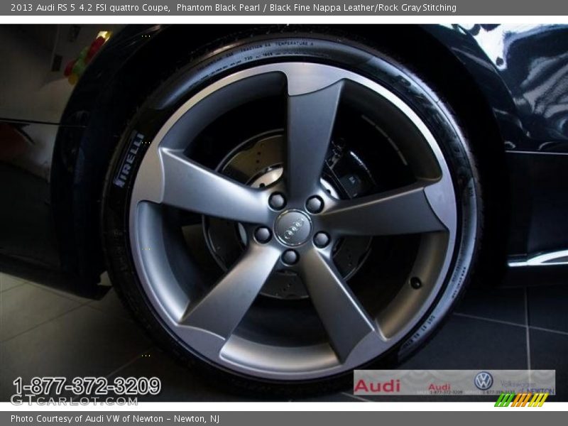 Phantom Black Pearl / Black Fine Nappa Leather/Rock Gray Stitching 2013 Audi RS 5 4.2 FSI quattro Coupe