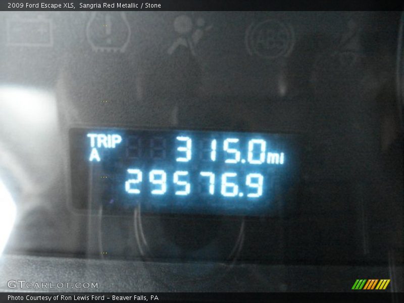 Sangria Red Metallic / Stone 2009 Ford Escape XLS