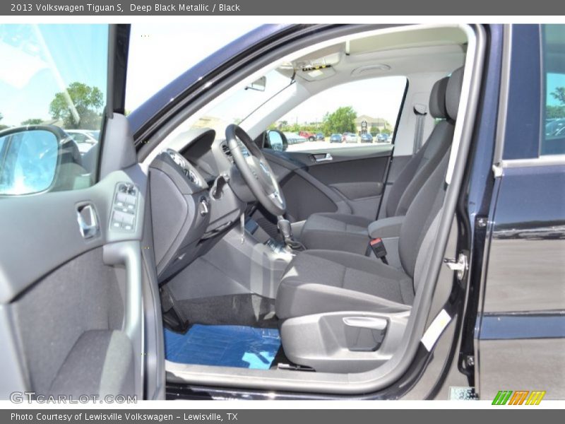 Deep Black Metallic / Black 2013 Volkswagen Tiguan S