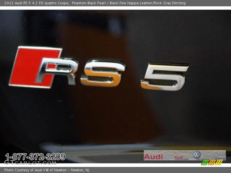 Phantom Black Pearl / Black Fine Nappa Leather/Rock Gray Stitching 2013 Audi RS 5 4.2 FSI quattro Coupe