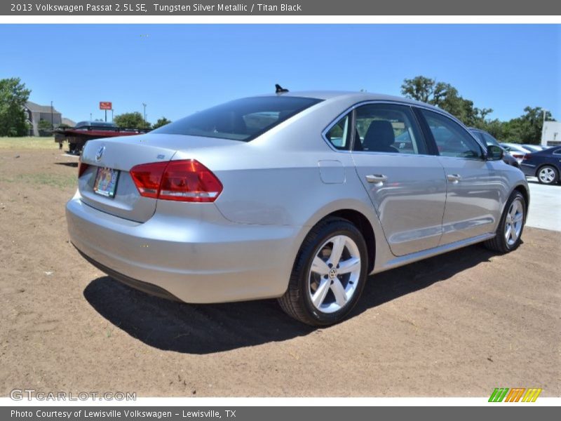 Tungsten Silver Metallic / Titan Black 2013 Volkswagen Passat 2.5L SE
