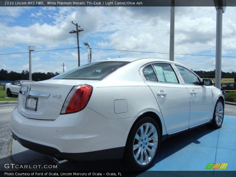 White Platinum Metallic Tri-Coat / Light Camel/Olive Ash 2010 Lincoln MKS FWD